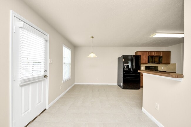 Building Photo - 11034 Kelly Hill Ct