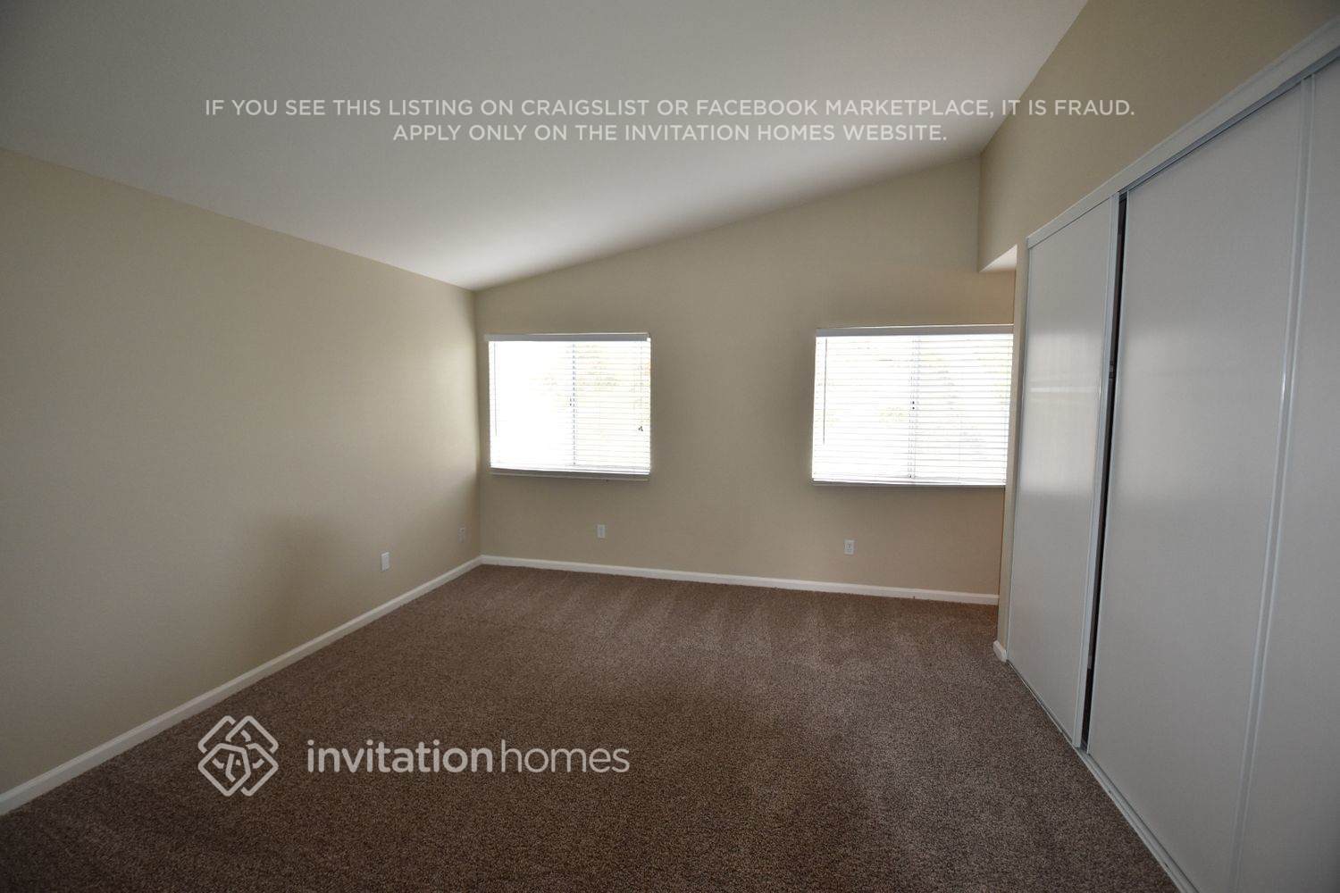 Building Photo - 260 Cimarron Dr