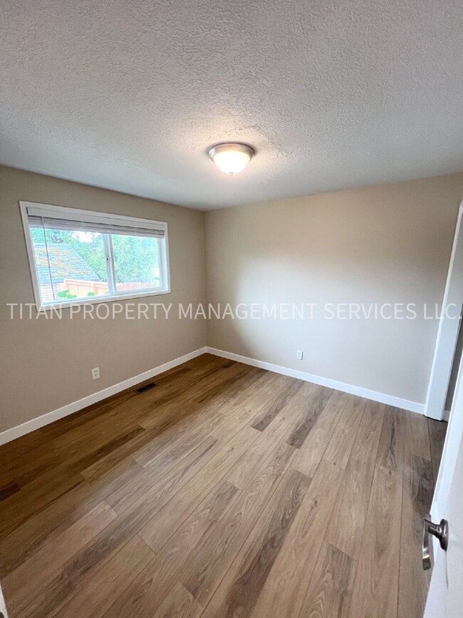 Building Photo - 1229 Johnson St