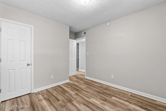 Building Photo - 1037 Kaiser Ct