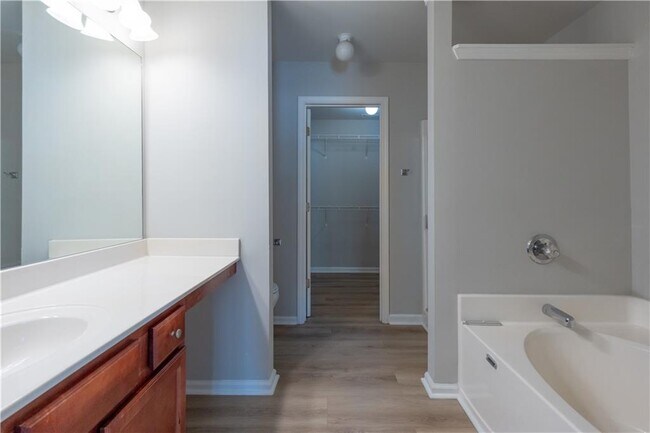 Building Photo - 3176 Creston Park Ct