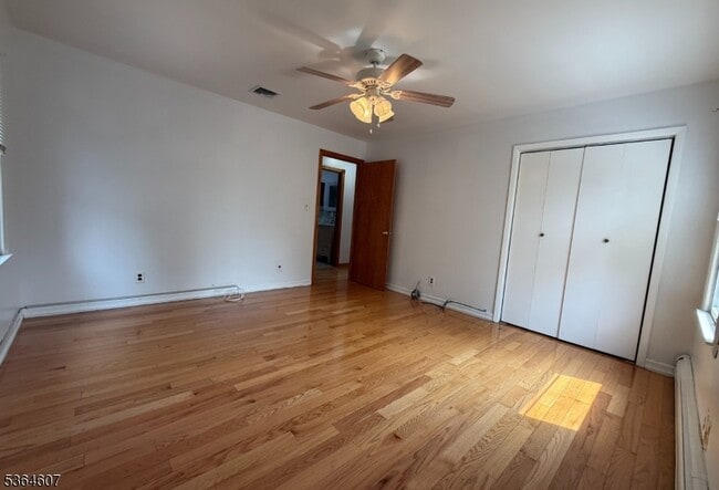 Building Photo - 726 Midwood Rd