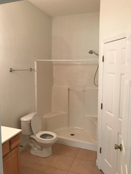 Building Photo - 35 Brunswick Ln