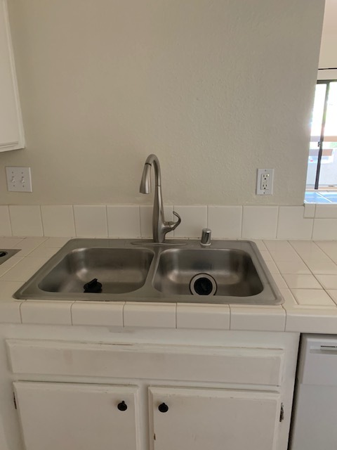 Sink - 2425 Cranston Dr