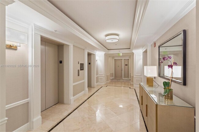 Building Photo - 3400 SW 27th Ave