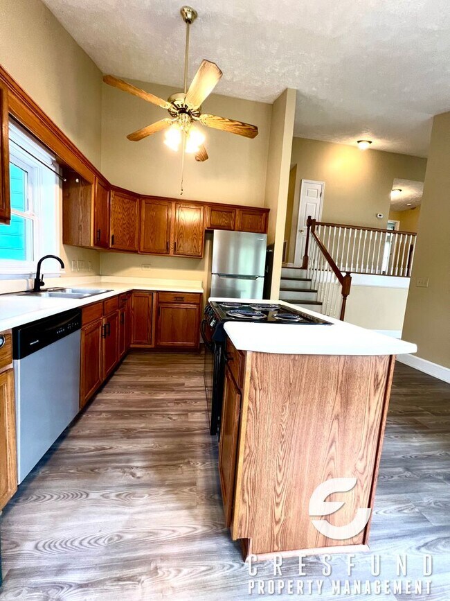 Building Photo - Waterview 3BR 2Bath Off Ramsey Street