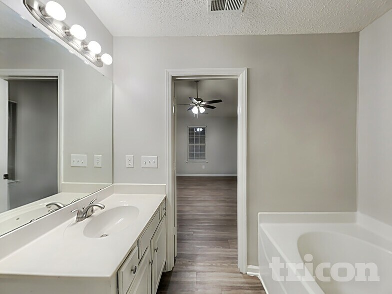 Building Photo - 7820 Euler Way