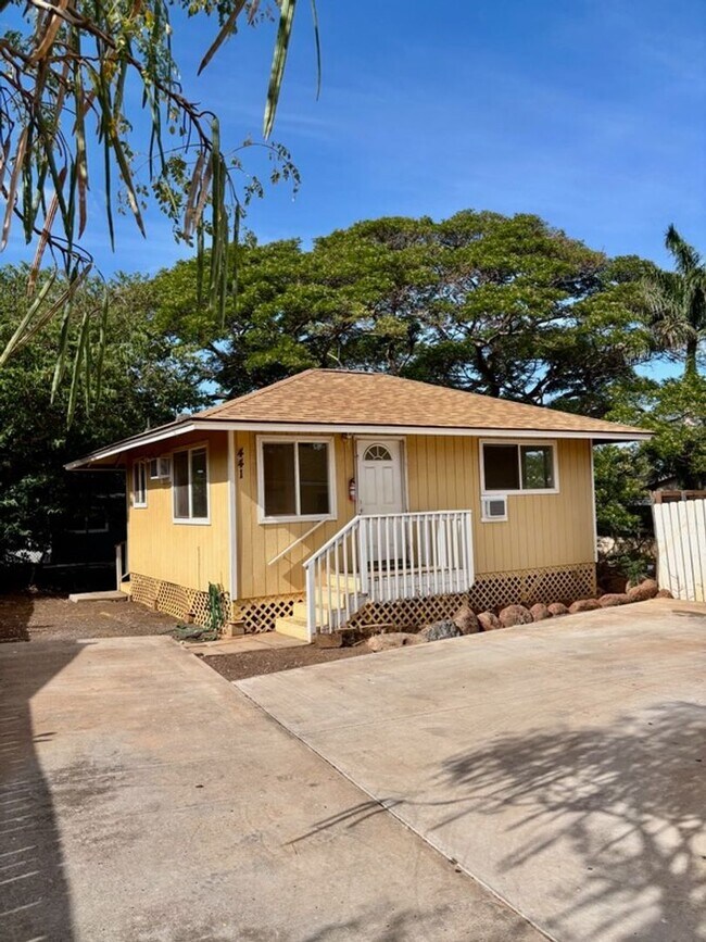 Primary Photo - 443 Kinaole Cir