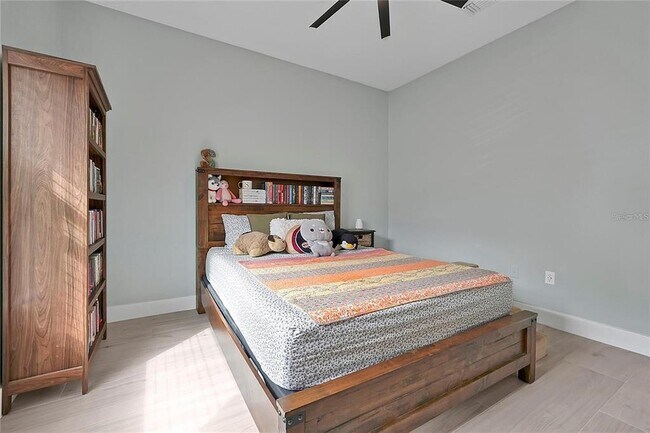 Building Photo - 7705 Apple Tree Cir