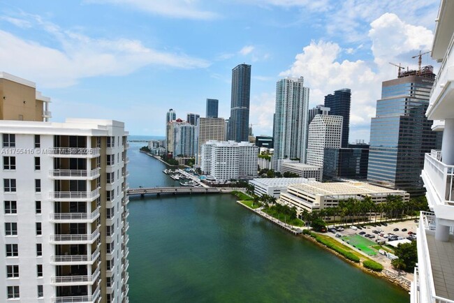 Building Photo - 801 Brickell Key Blvd