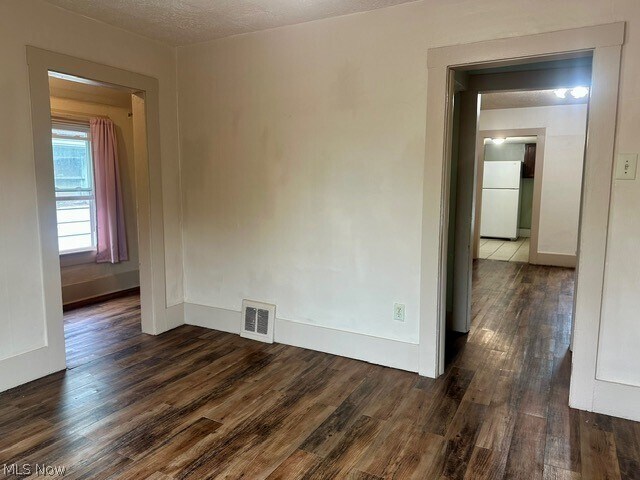 Building Photo - 649 W Hopocan Ave