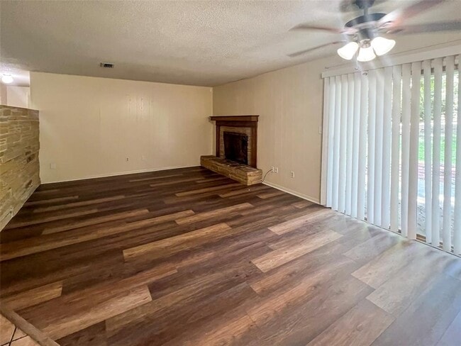 Building Photo - 3524 NW 12th Ave