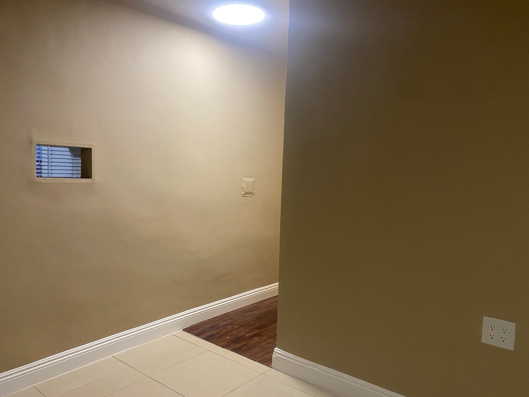 Hallway - 22317 E Avenue O