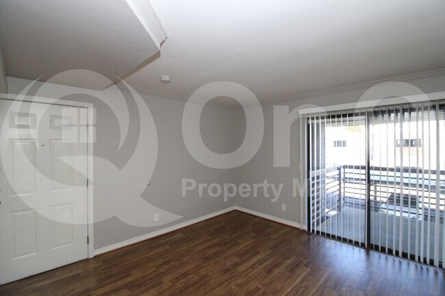 Building Photo - 3435 W Danbury Dr