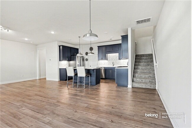 Building Photo - 104 Rock Cress Trl