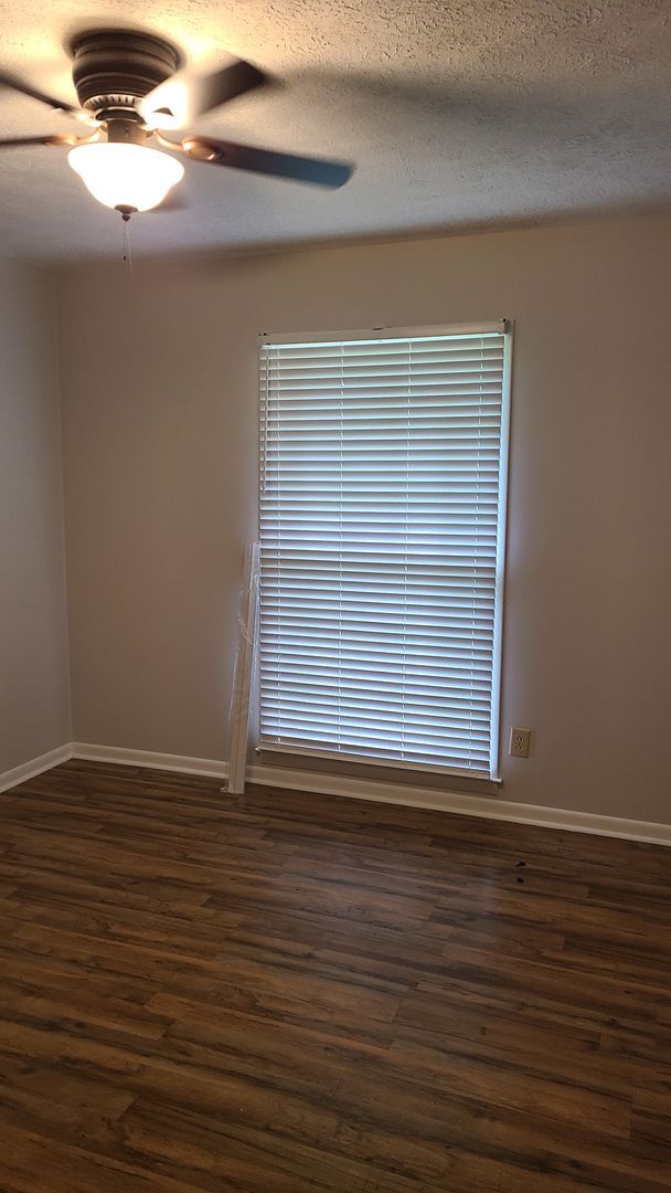 Building Photo - 308 Lancaster Ave