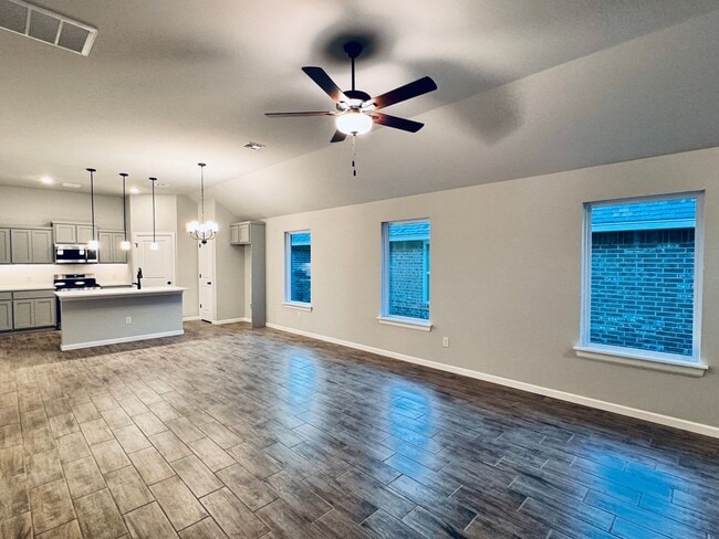 Building Photo - 1112 SW 139th Ter