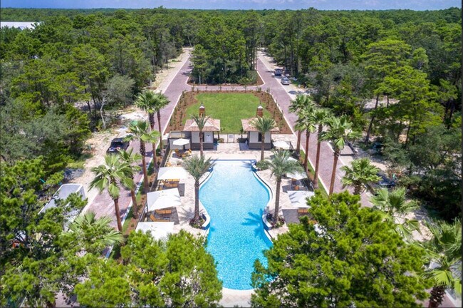 Building Photo - 587 Patina Blvd