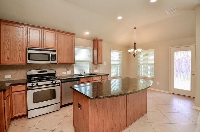 Building Photo - 5205 Kendall Glen Ct