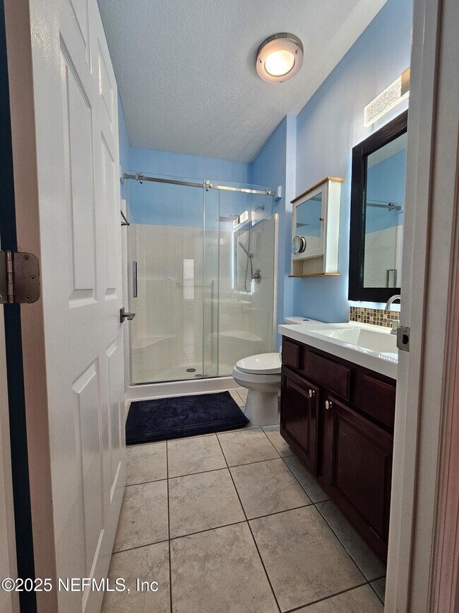 Building Photo - 8235 Lobster Bay Ct