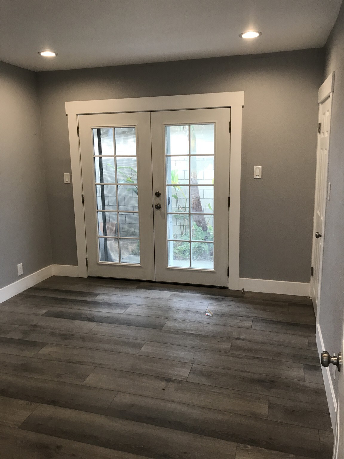 Building Photo - 2211 Gramercy Ave