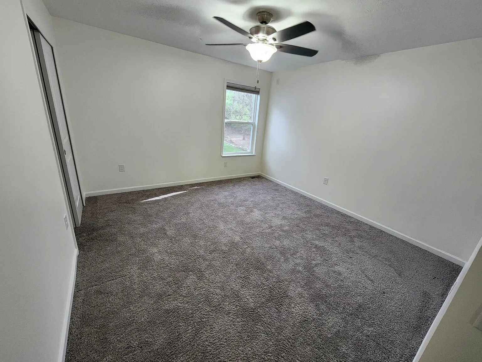 Building Photo - 4812 Jessica Suzanne Dr