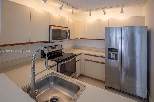 Building Photo - 21212 Harbor Way