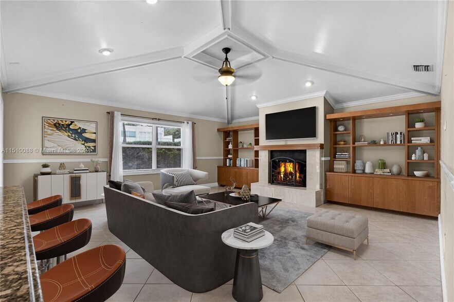 Building Photo - 5253 NW 94th Doral Pl