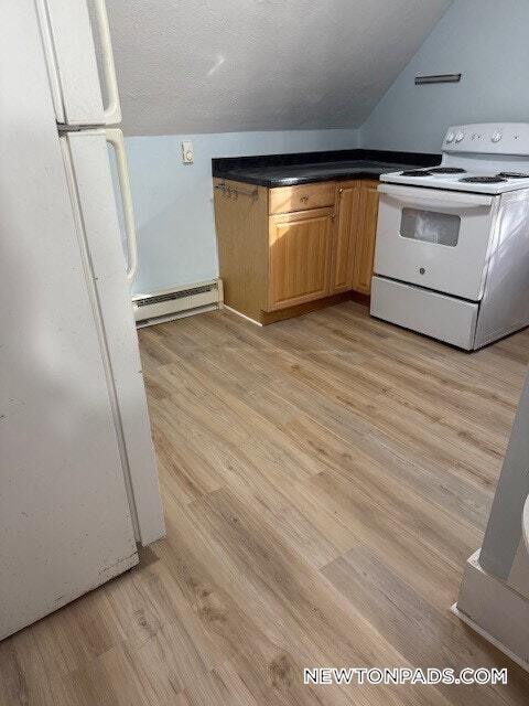 Building Photo - 256 Lowell Ave