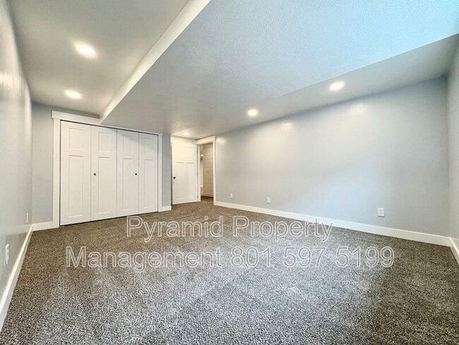 Building Photo - 3448 Wally Wy