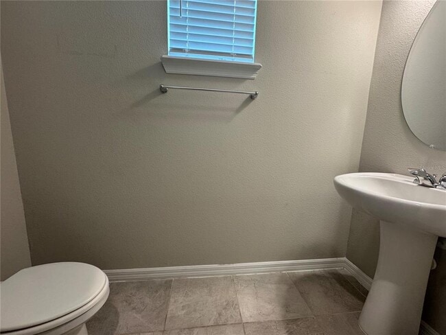 Building Photo - 440 Venetian Palms Blvd