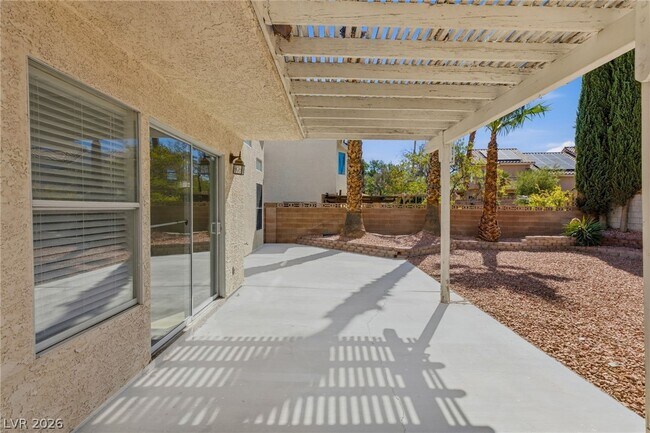 Building Photo - 9337 Mist Flower Cir