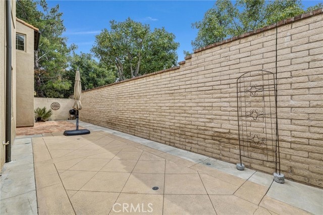 Building Photo - 121 Costa Brava