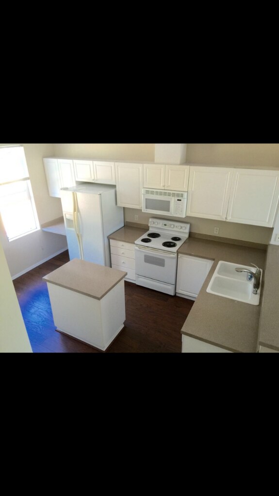 Open kitchen area. - 6123 S 232nd St