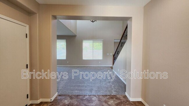 Building Photo - 4446 E Blue Sage Rd