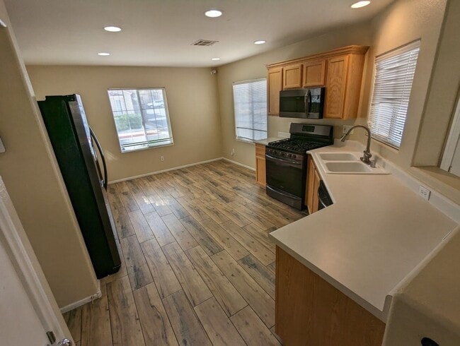 Building Photo - 10388 Poker Alice Ct