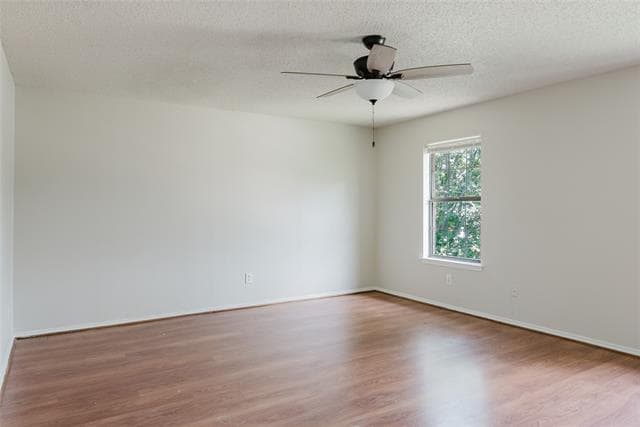 Building Photo - 2637 Austin Dr