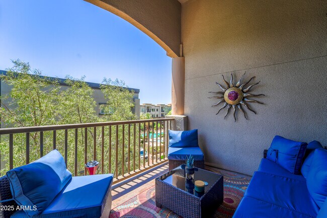 Building Photo - 5450 E Deer Valley Dr