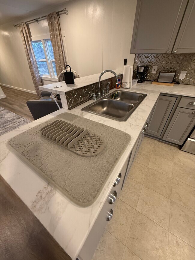 Building Photo - 7284 US-15