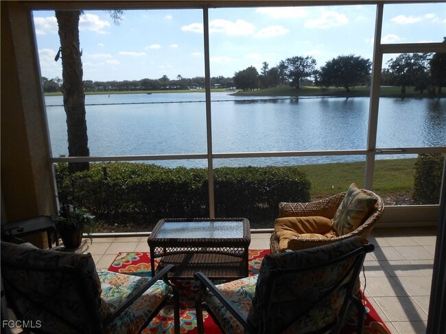 Building Photo - 10720 Ravenna Way