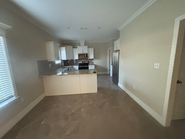 Building Photo - Home in Knights Landing
