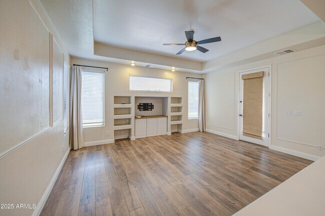 Building Photo - 4564 S Maverick Ct