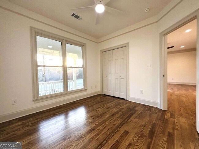 Building Photo - NORMALTOWN HOME - AVALIBLE NOW OR FOR AUGUST 2026!!