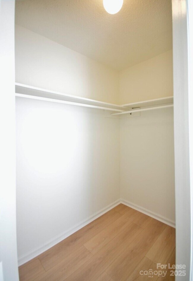 Building Photo - 3710 Burntwood Ct