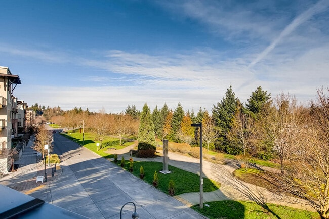 Building Photo - 7800 Plaza Condominiums ~ Mercer Island