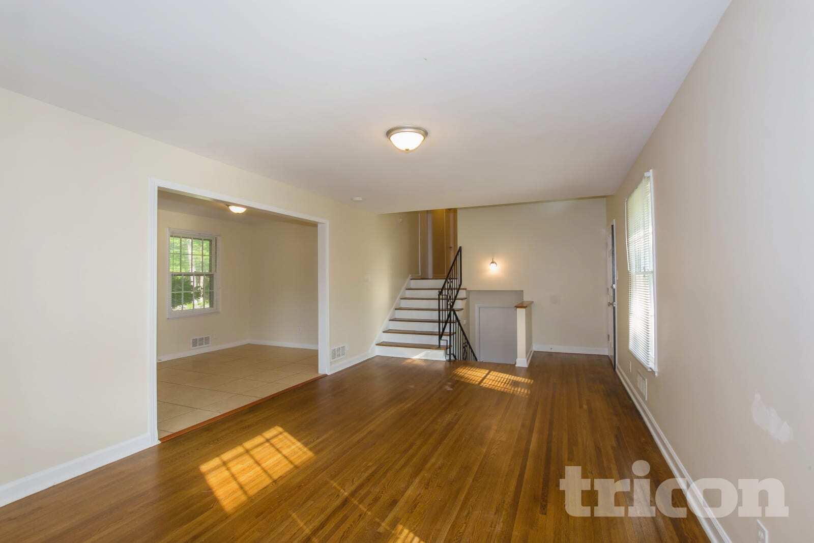 Building Photo - 4200 Gladstone Ln