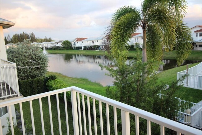 Building Photo - 10564 NW 70th Ln