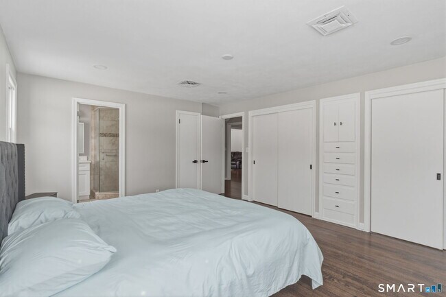 Building Photo - 35 W Ridge Dr