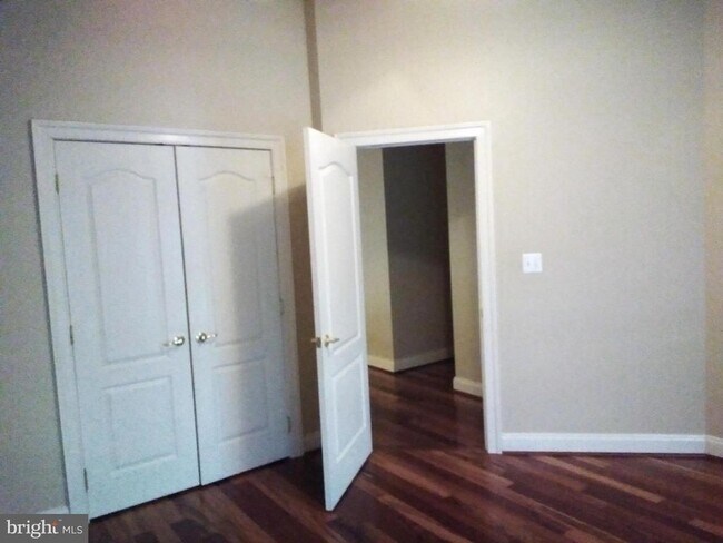 Building Photo - 6403 Velliety Ln