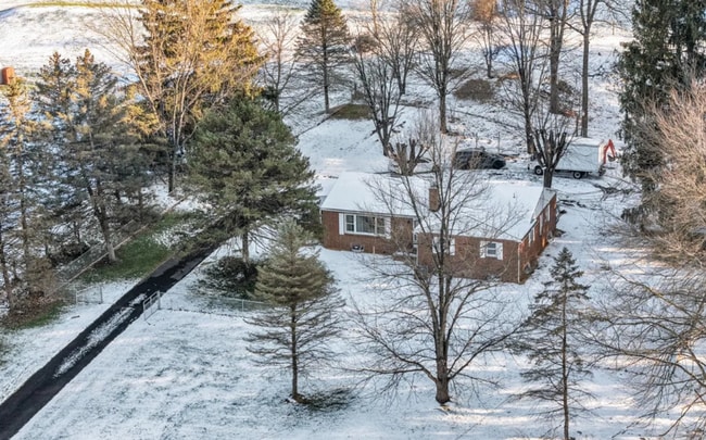 Building Photo - 4 Bedroom homestead on 6.68 acres